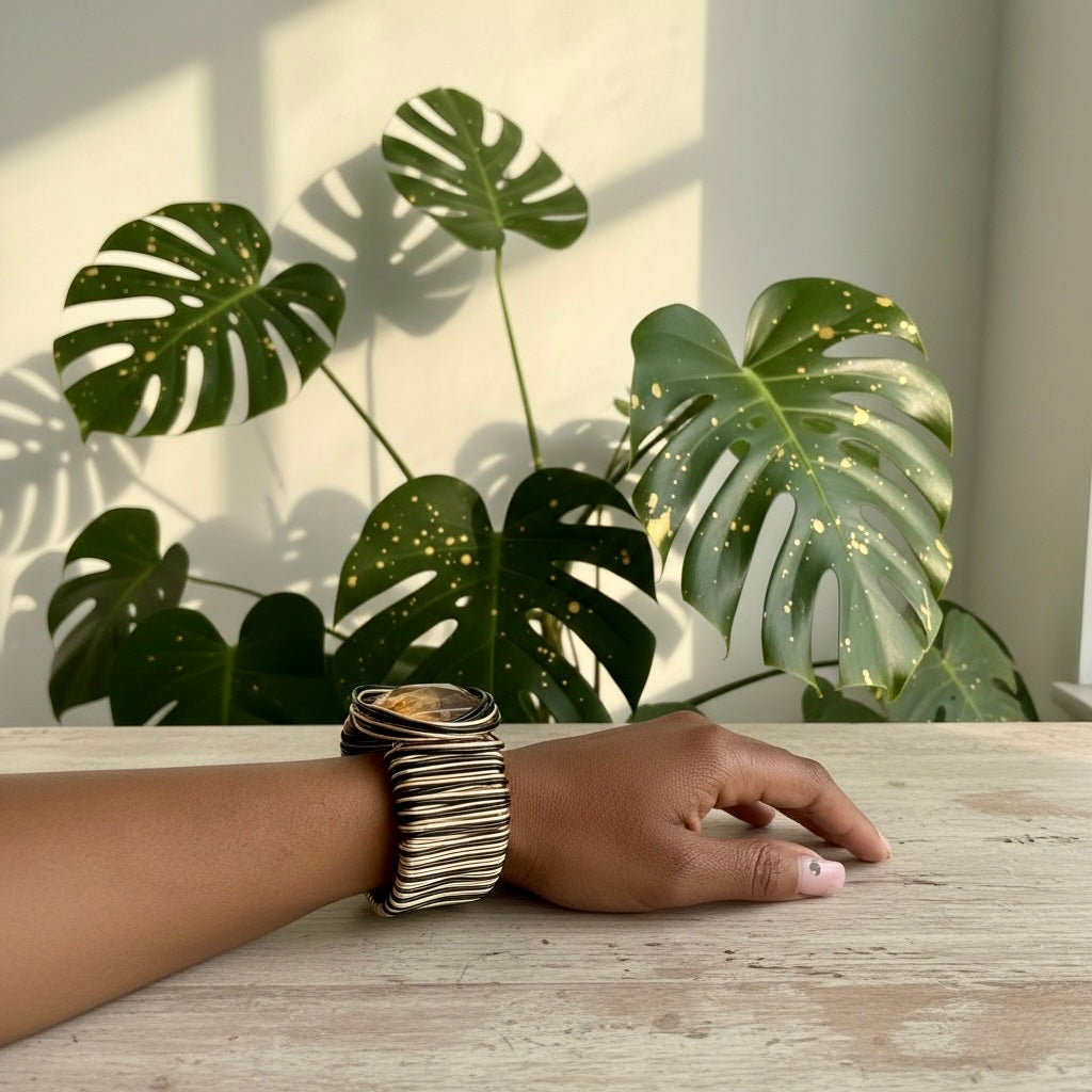 Anaia Bracelet in Gold and Black