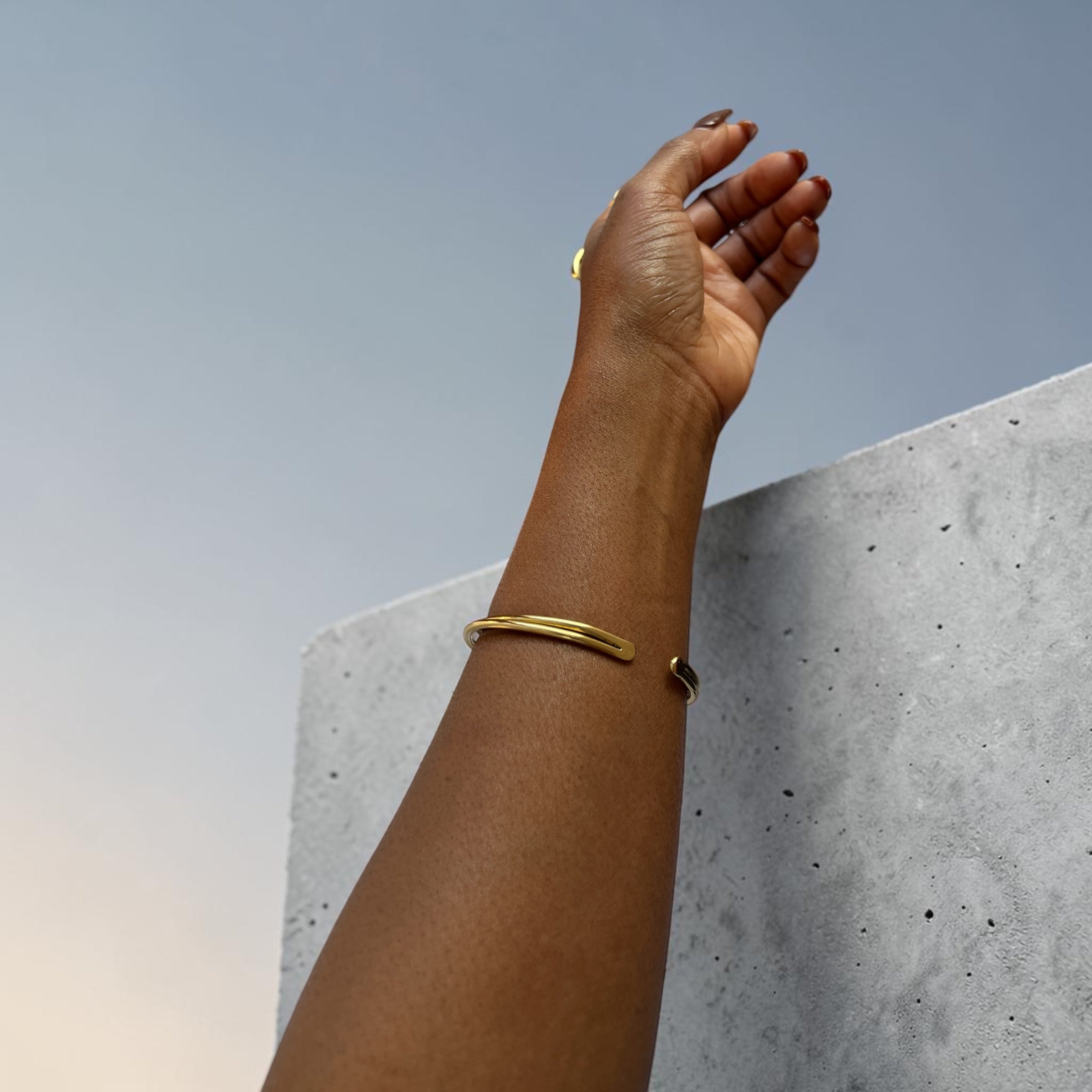 Nysa Shell Bracelet