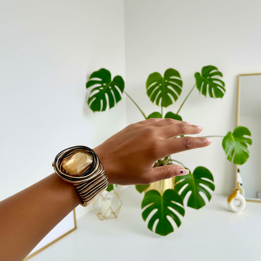 Anaia Bracelet in Gold and Black