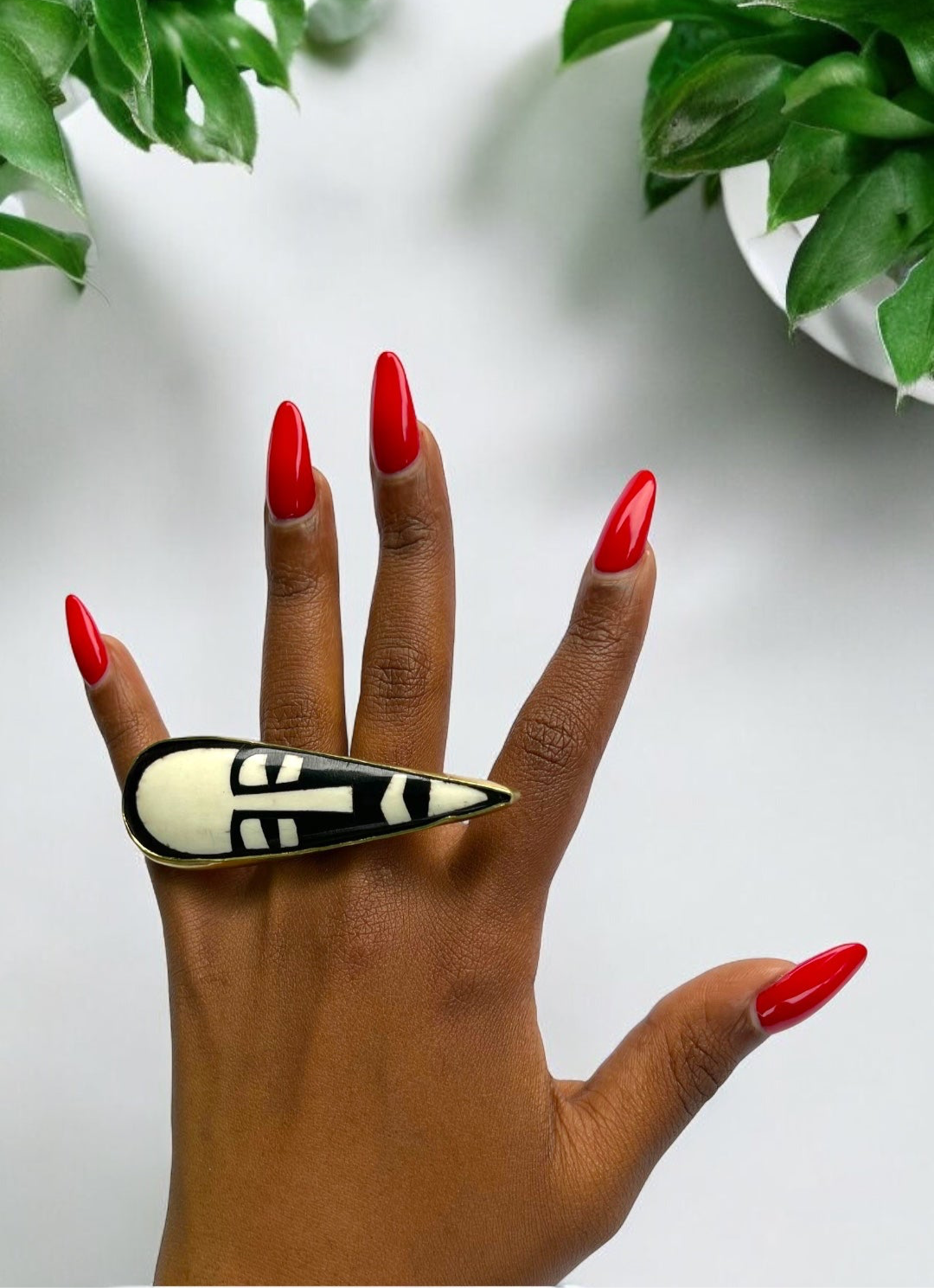 Cobié Horizontal Mask Ring