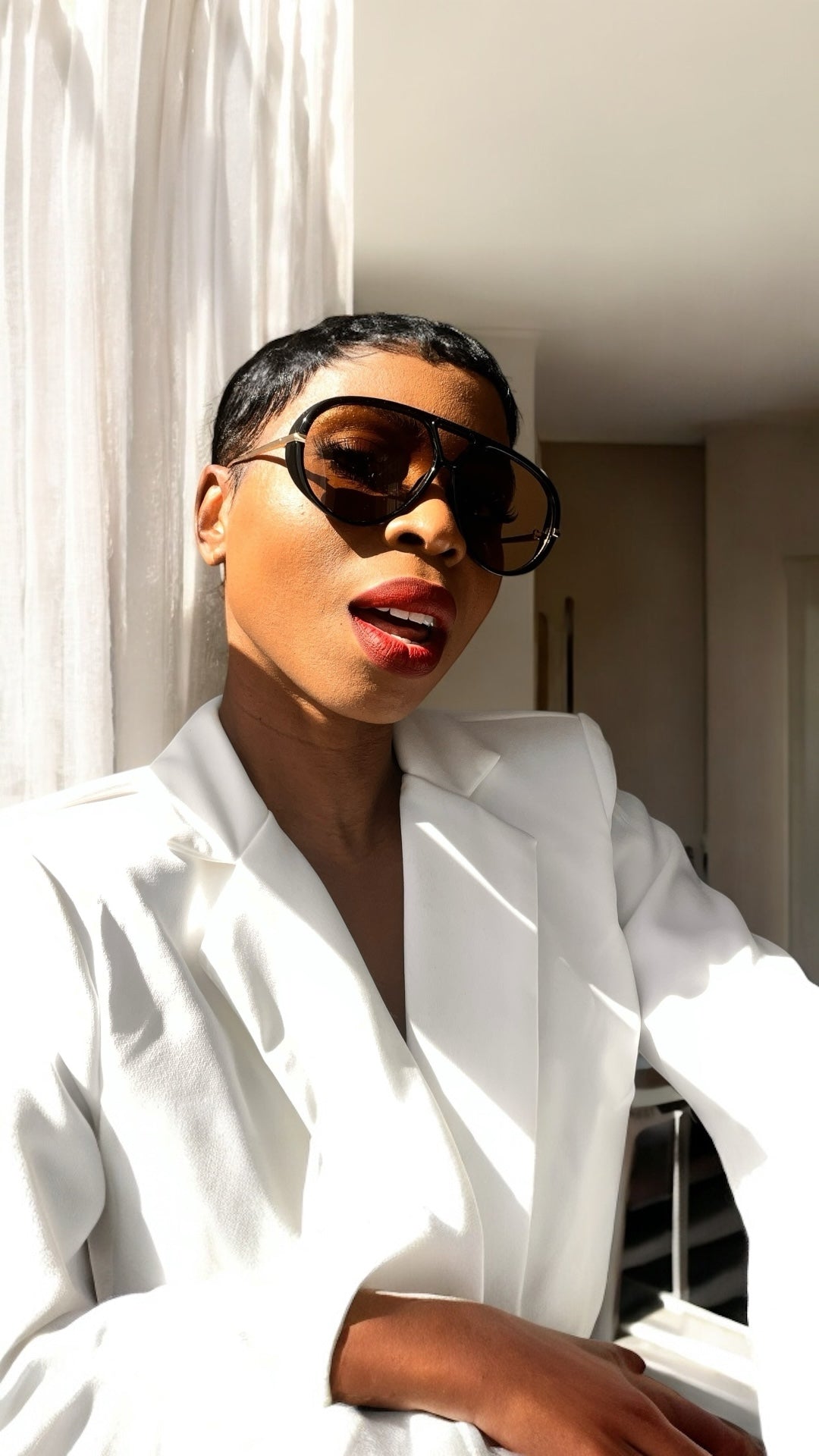 Tommie Tinted Shades in Black