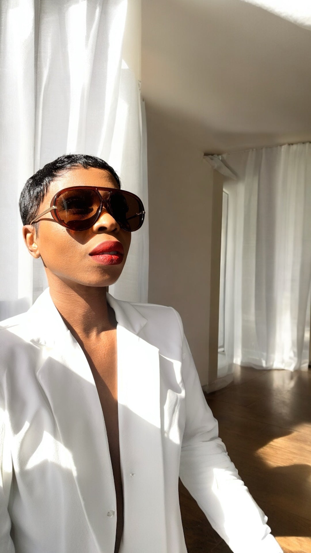 Tommie Tinted Shades in Brown