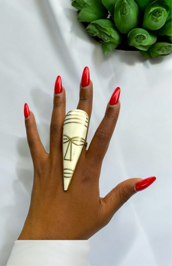 Alieé Mask Ring